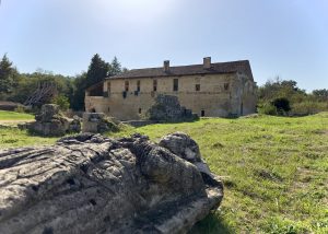 Abbaye de Bonnefont Visite de l'Abbaye en famille Comminges Pyrénées - Saint-Gaudens - Saint-Martory