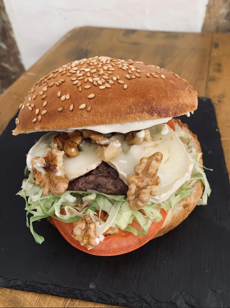 Burger des Pyrénées Aspet Restaurant