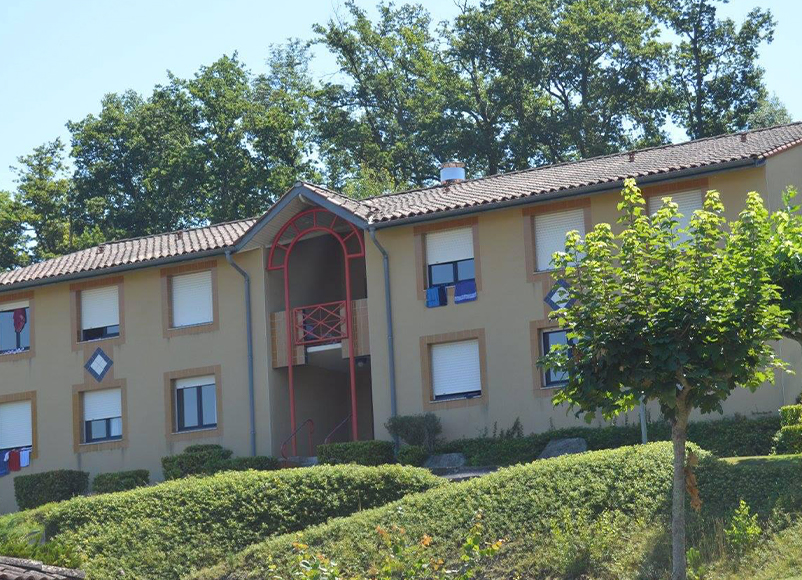 Logement de groupe / Studios / Cure thermale / Salies du Salat
