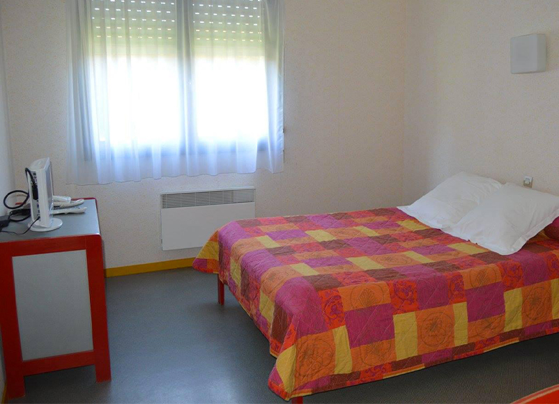 Logement de groupe / Studios / Cure thermale / Salies du Salat