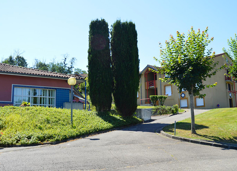 Logement de groupe / Studios / Cure thermale / Salies du Salat