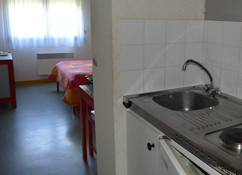 Logement de groupe / Studios / Cure thermale / Salies du Salat