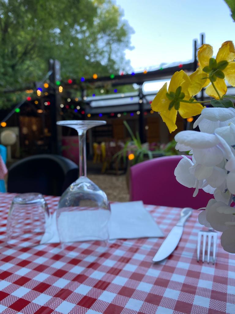 Camping Aspet Restaurant Ginguette Rivière aux papillons