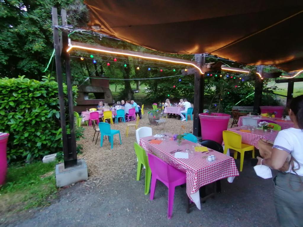 Camping Aspet Restaurant Ginguette Rivière aux papillons