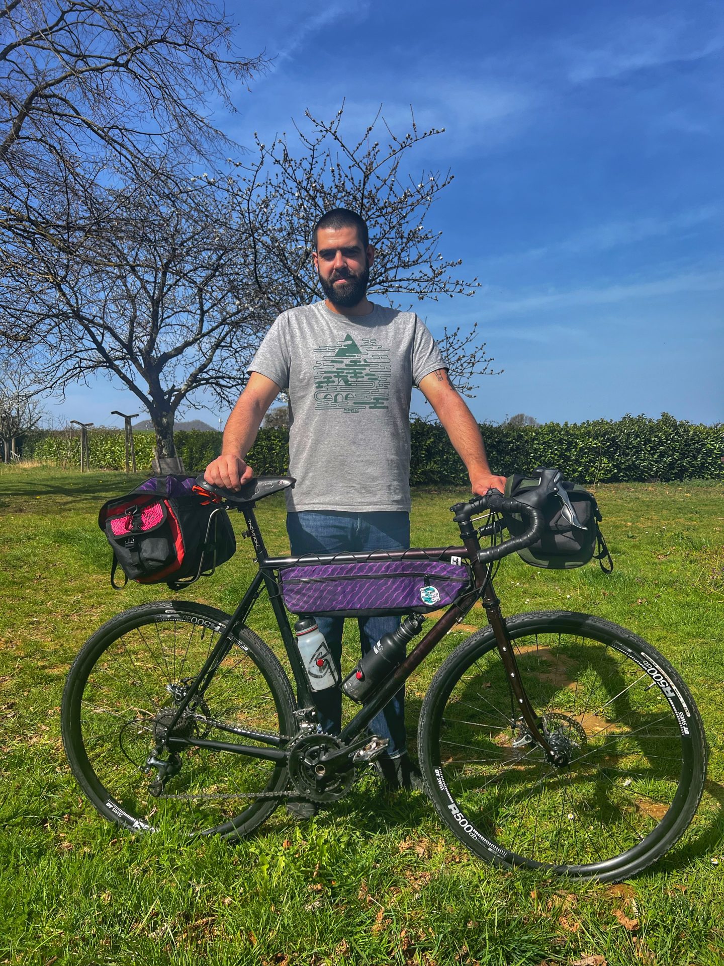 Atelier Rebié Estadens Bagages artisanaux vélo Comminges Pyrénées